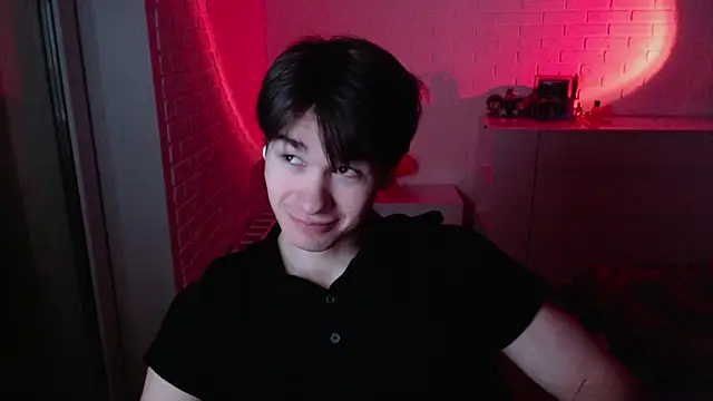 Snapshot of MarkusDean chatting on December 2025 02:40:01 AM MarkusDean online show from December 2025 02:40:01 AM