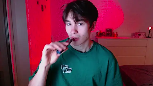 Snapshot of MarkusDean chatting on February 2026 02:35:01 PM MarkusDean online show from February 2026 02:35:01 PM