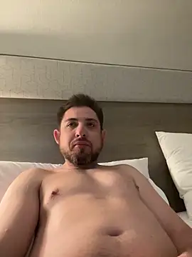 Snapshot of caliguy37 chatting on February 2025 03:31:02 AM caliguy37 online show from February 2025 03:31:02 AM