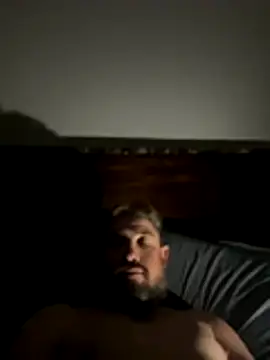 Snapshot of caliguy37 chatting on October 2025 03:43:02 AM caliguy37 online show from October 2025 03:43:02 AM