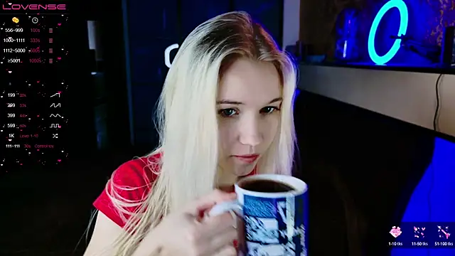 Snapshot of ShhhO_O chatting on December 2024 08:20:01 AM ShhhO O online show from December 2024 08:20:01 AM