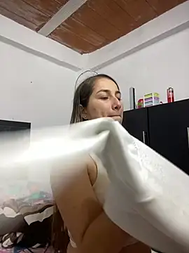 Iris love18 online show from February 2025 12:57:02 PM