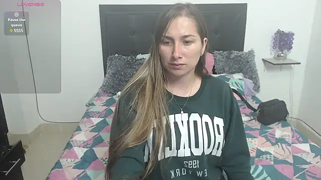 Iris love18 online show from February 2025 02:15:02 AM