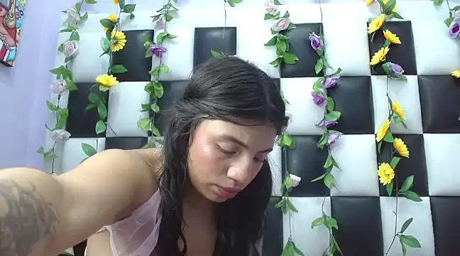 arianaa tompsoon online show from March 2025 11:29:01 AM