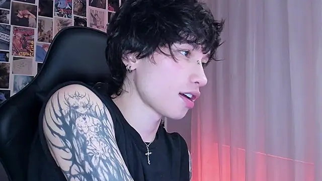 liamelf online show from January 2025 05:58:02 AM