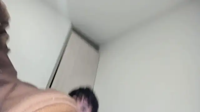 liamelf online show from March 2026 06:24:02 AM