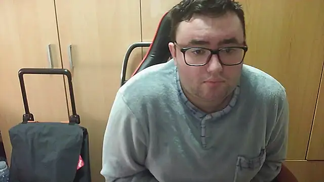 Javier bear online show from February 2025 11:04:01 AM