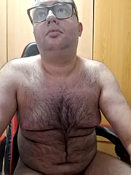 Javier bear online show from October 2025 09:37:01 PM