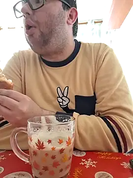 Javier bear online show from March 2026 10:09:02 AM