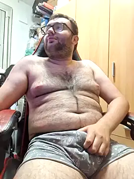 Snapshot of Javier_bear chatting on June 2026 01:46:01 PM Javier bear online show from June 2026 01:46:01 PM