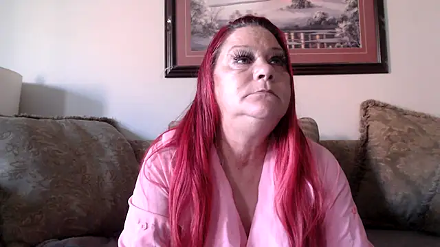 Snapshot of LexxiLeeds chatting on October 2025 04:16:01 PM LexxiLeeds online show from October 2025 04:16:01 PM