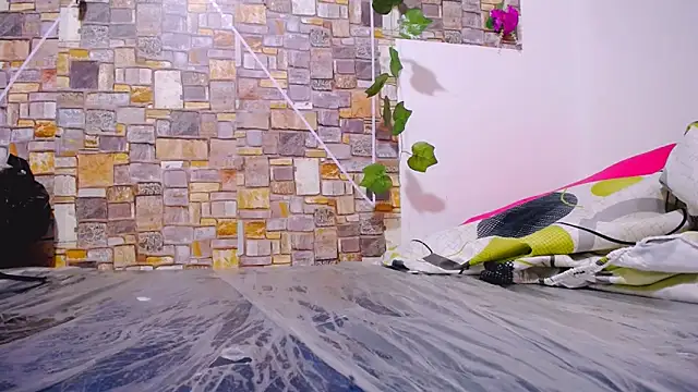 MaidenGame online show from December 2025 02:13:02 PM