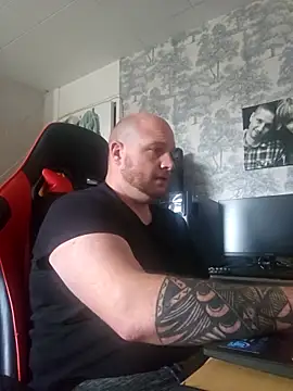 destructeur6 online show from December 2025 01:05:02 PM