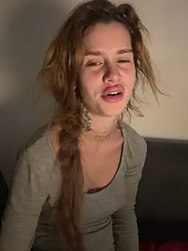 EmiliaCatalina online show from March 2026 11:12:01 PM