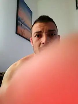 Zoltanioan26 online show from April 2026 07:39:01 AM