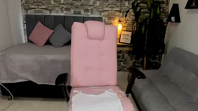  oliviawilde 1 online show from December 2024 04:29:02 AM