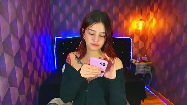 LiaHarryis online show from January 2026 07:04:02 PM