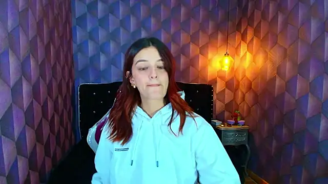 LiaHarryis online show from January 2026 07:18:01 PM