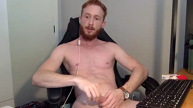 Smoker Ginger online show from March 2025 06:01:02 PM