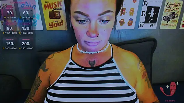 EllieOz online show from April 2026 05:30:01 PM