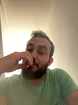 Snapshot of cosmin9000 chatting on November 2025 08:16:02 AM cosmin9000 online show from November 2025 08:16:02 AM