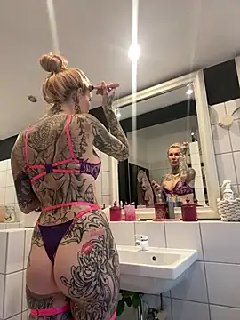 Stella-Kink online show from February 2026 08:13:02 AM