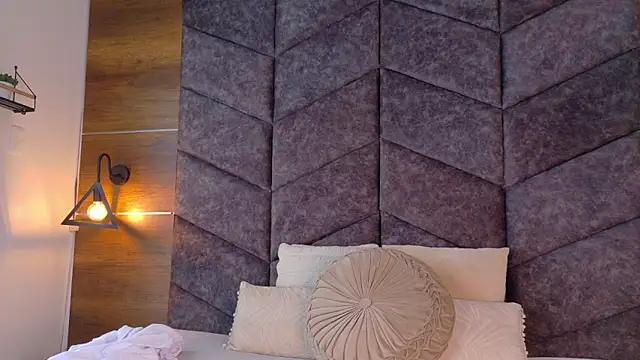 nahomi campbell online show from March 2026 08:39:01 PM