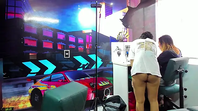 anaroman01 online show from September 2025 04:44:02 PM