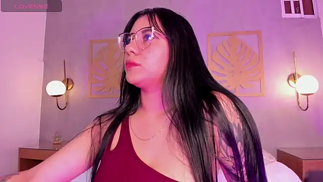 majo rosse  online show from April 2026 06:57:02 PM