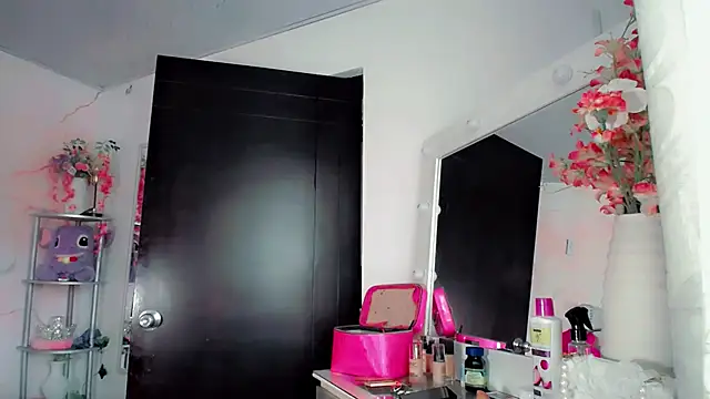maria camilacms online show from July 2026 06:12:01 PM