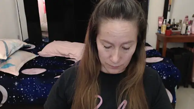 Snapshot of CATRINA-83 chatting on October 2025 11:24:02 PM CATRINA-83 online show from October 2025 11:24:02 PM