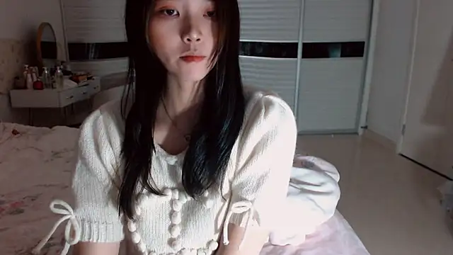 -Lucky Girl online show from February 2026 12:43:02 PM