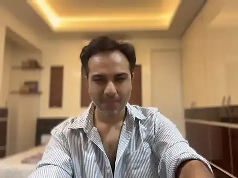 immog727 online show from March 2026 06:18:02 PM