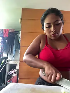 emmyjhonson07 online show from November 2025 03:34:02 PM