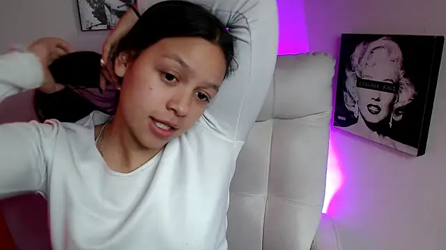 SamanthaRoldaan online show from March 2025 08:30:01 PM