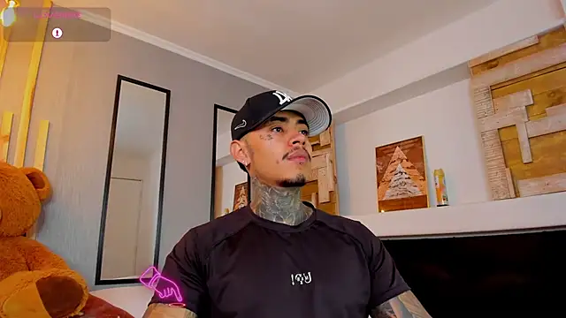 JordanSmiith  online show from March 2025 03:37:02 PM