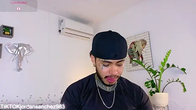 JordanSmiith  online show from February 2026 02:53:01 AM