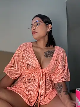 Snapshot of maykka chatting on May 2026 10:22:01 AM maykka online show from May 2026 10:22:01 AM