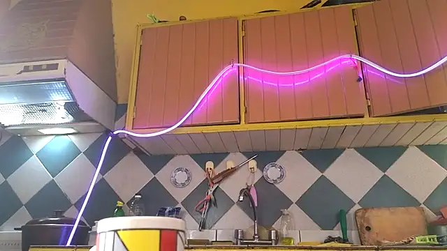 Jony Marta online show from November 2025 05:42:01 PM