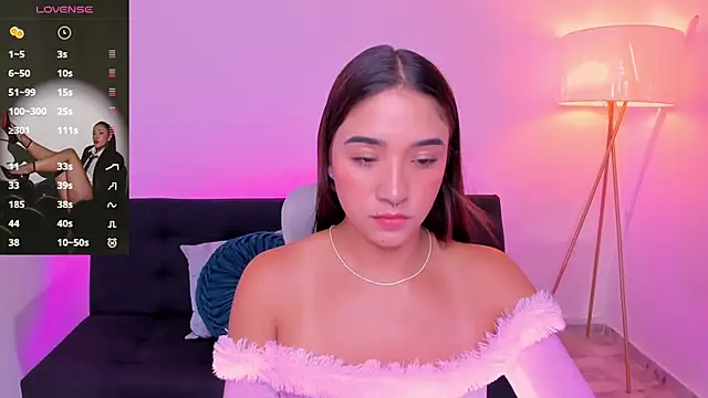 Snapshot of Antonella_Grayy chatting on June 2026 08:21:02 PM Antonella Grayy online show from June 2026 08:21:02 PM