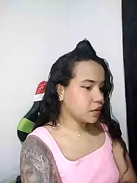 leila 22 online show from December 2024 02:12:02 AM