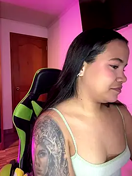 leila 22 online show from September 2025 04:48:02 AM