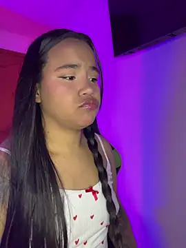 leila 22 online show from October 2025 07:18:01 AM