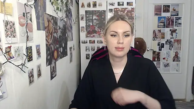 CapriScorpion online show from January 2025 05:58:01 PM