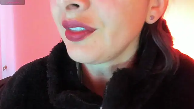 queen fetish online show from November 2025 10:48:02 AM