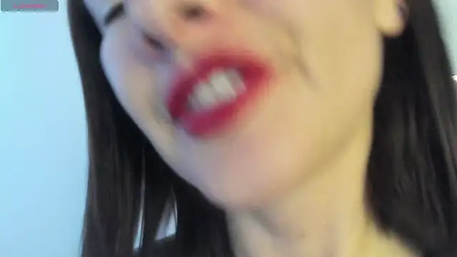 Snapshot of queen_fetish chatting on May 2026 08:10:02 PM queen fetish online show from May 2026 08:10:02 PM