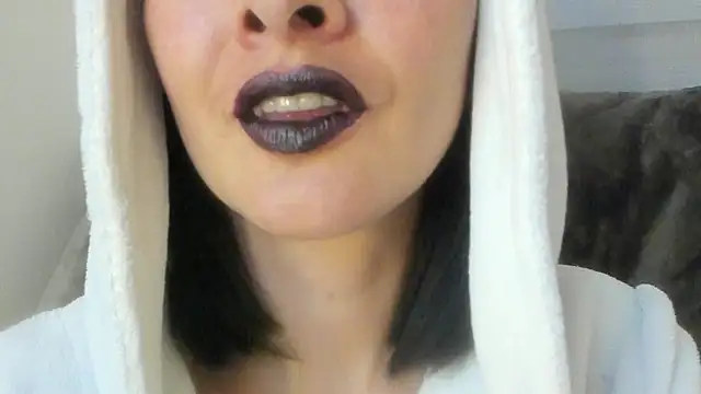 Snapshot of queen_fetish chatting on July 2026 10:26:02 PM queen fetish online show from July 2026 10:26:02 PM