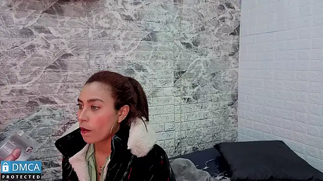 CarolRodriguez  online show from November 2025 07:13:01 PM