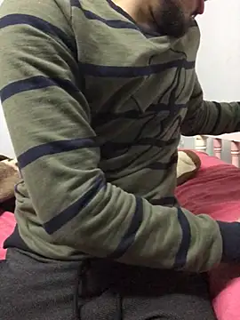 Snapshot of Arabian-B chatting on February 2025 06:01:02 PM Arabian-B online show from February 2025 06:01:02 PM