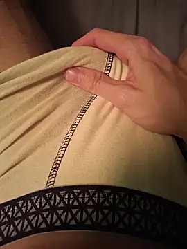 FreezingTie850 online show from March 2026 10:16:01 PM